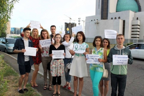 В Києві греко-католики ініціювали флешмоб на Патріаршого Собору.(ФОТО)